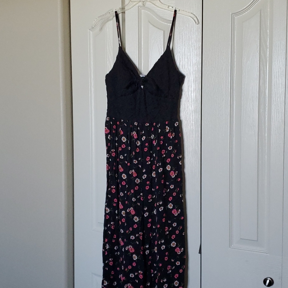 Floral and lace jumpsuit - Picture 4 of 4